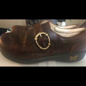 Alegria brown leather